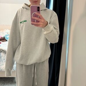 WHITE FOX xs/s heather grey hoodie with green writing